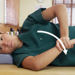 野球肩の原因のひとつ｜肩の後ろが硬い「後方タイトネス」に対するストレッチ